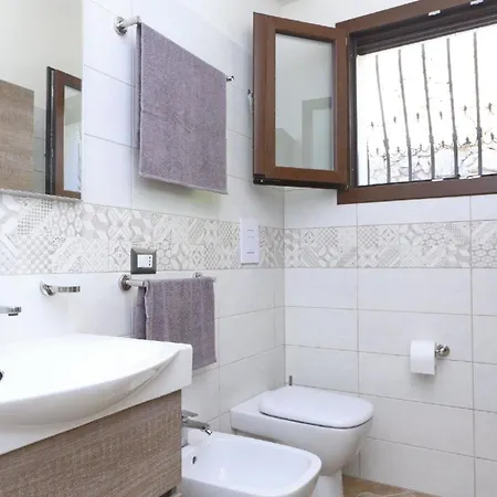 Fuer 3 Personen Ca 50 Qm In Cefalu, Sizilien Nordkueste Von Sizilien * Cefalu
