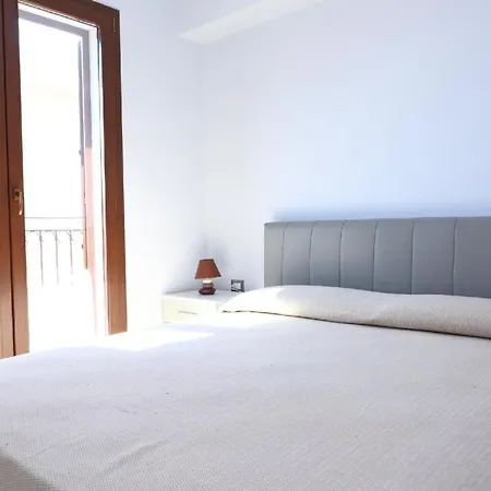 Apartment Fuer 3 Personen Ca 50 Qm In Cefalu, Sizilien Nordkueste Von Sizilien Cefalu